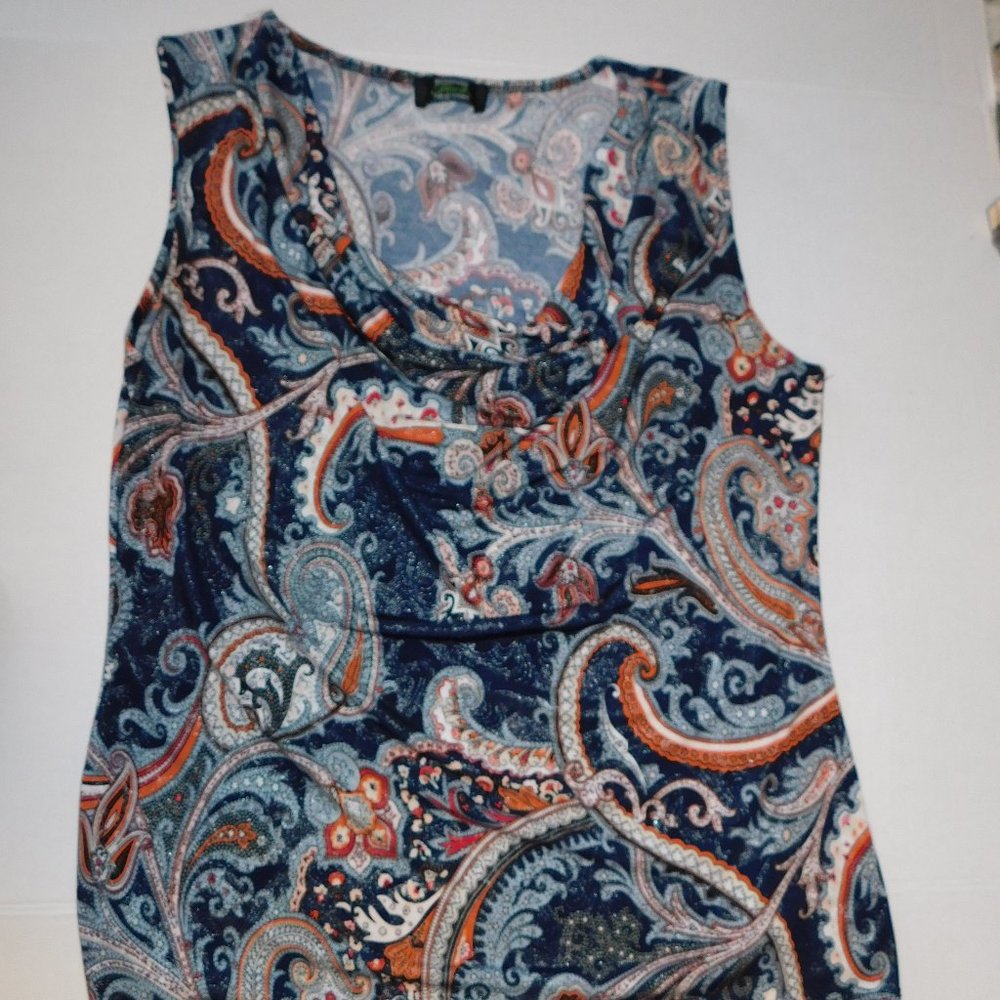 Dressy Shirt Sleeveless, scooped neck.